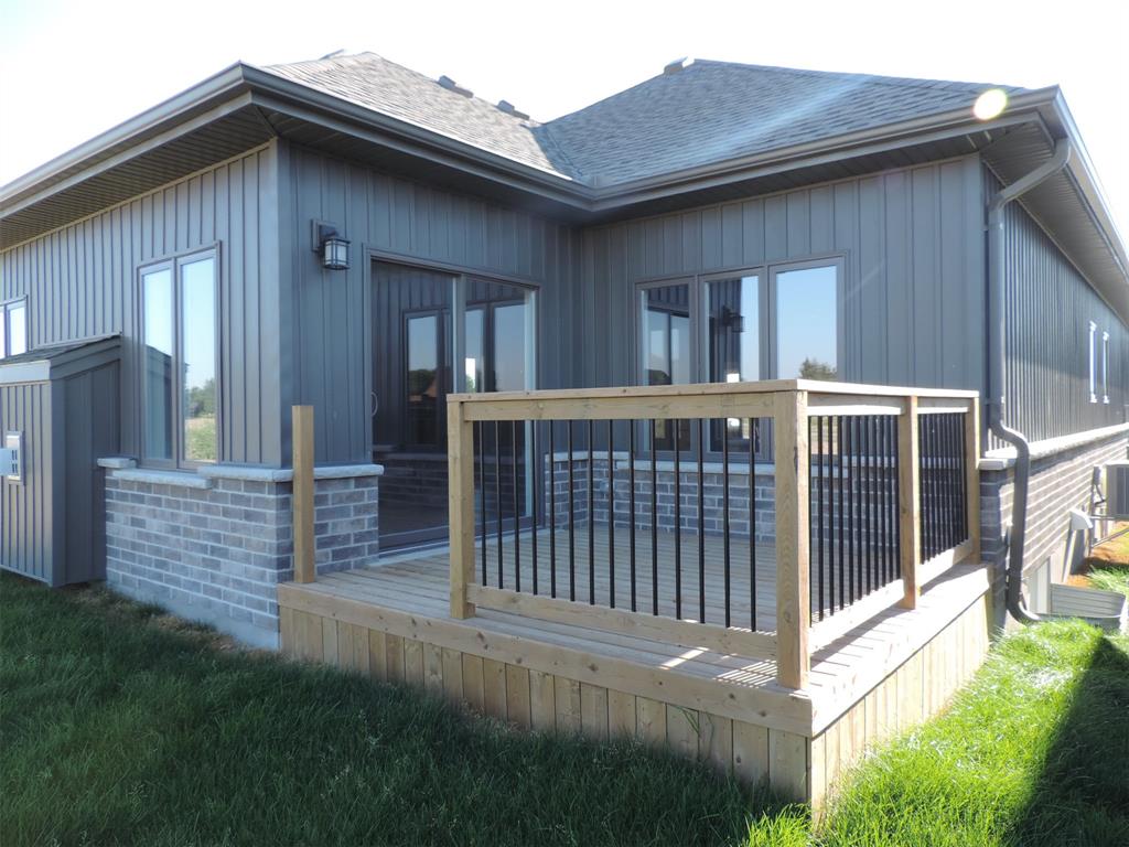 648 Ketter Way, Plympton-Wyoming, Ontario, Canada