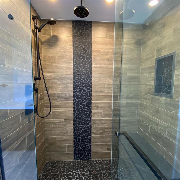485 ASHTON Court, Plympton-Wyoming, Ontario, Canada