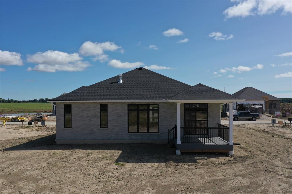 678 Ketter Way, Plympton-Wyoming, Ontario, Canada