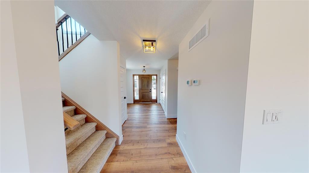 655 Ketter Way , Plympton-Wyoming, Ontario, Canada