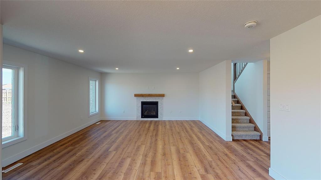 655 Ketter Way , Plympton-Wyoming, Ontario, Canada