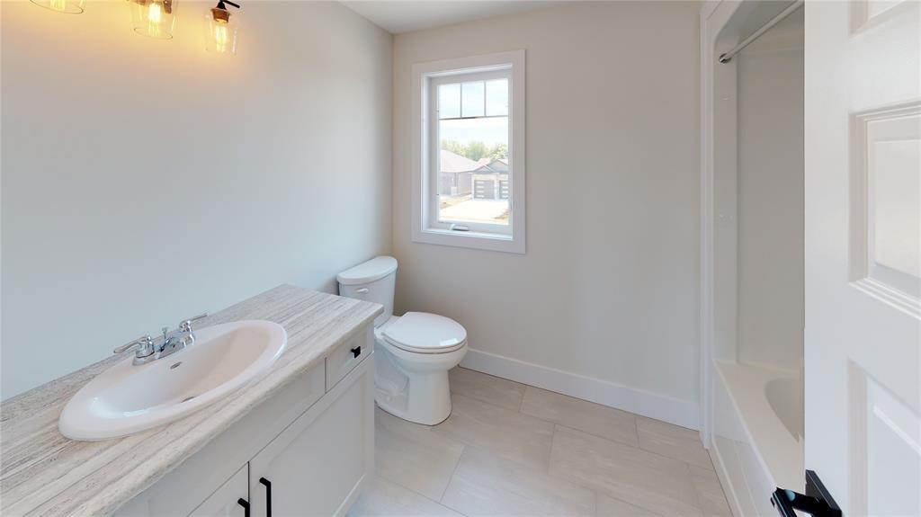 655 Ketter Way , Plympton-Wyoming, Ontario, Canada