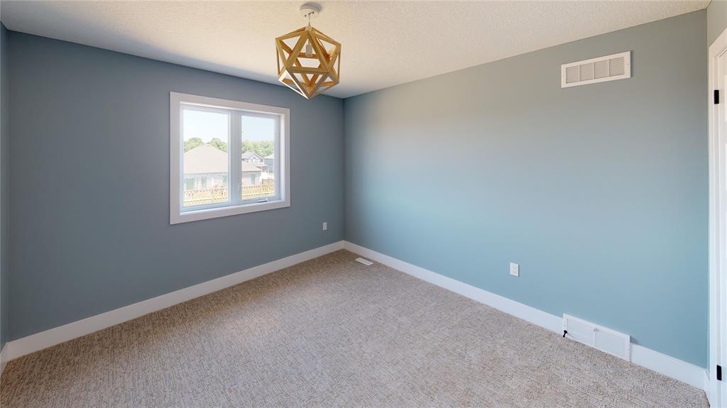 655 Ketter Way , Plympton-Wyoming, Ontario, Canada