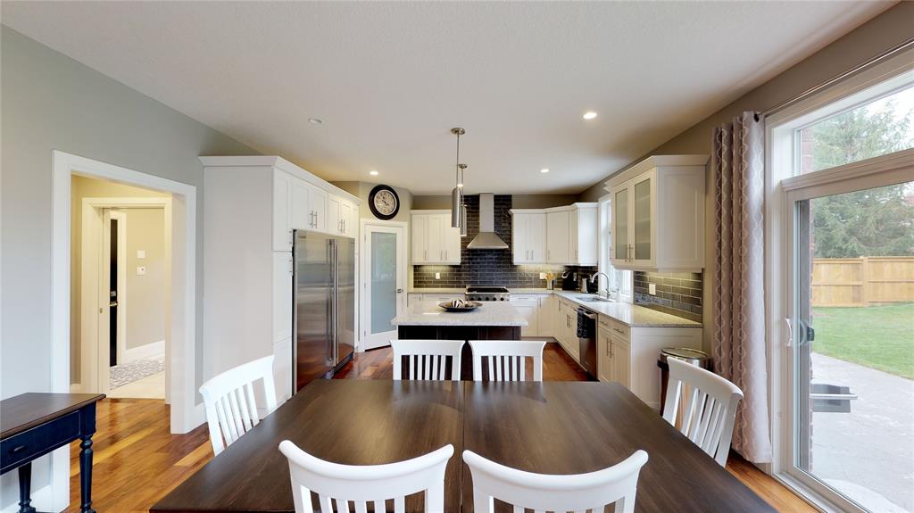 648 Ketter Way, Plympton-Wyoming, Ontario, Canada