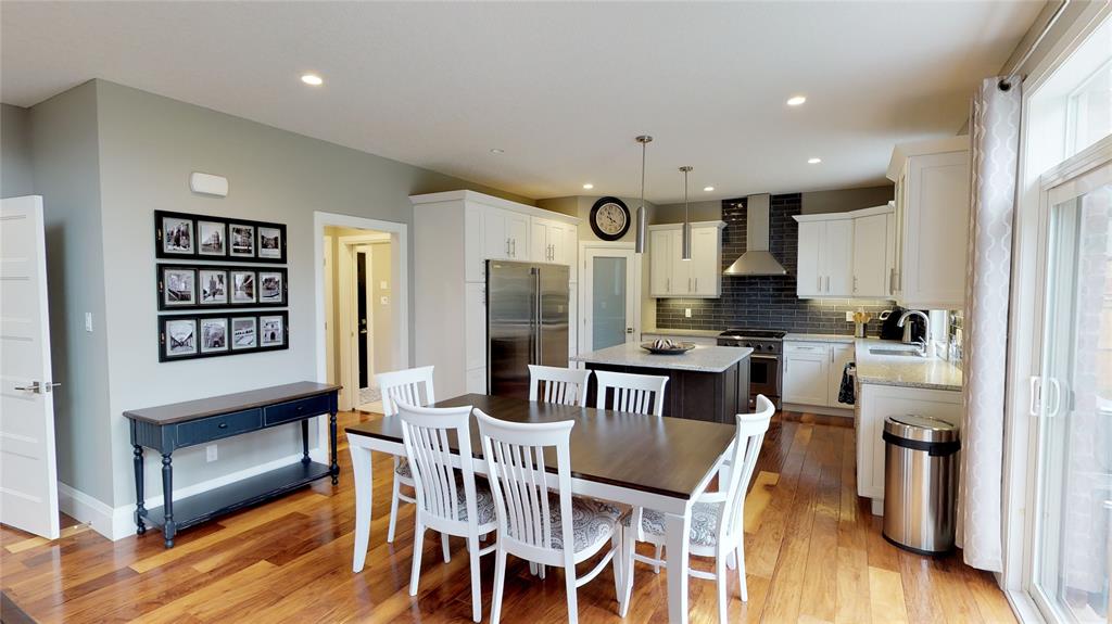 648 Ketter Way, Plympton-Wyoming, Ontario, Canada