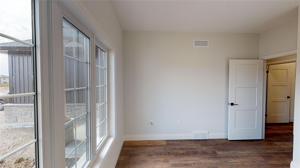 483 Huron Street, Plympton-Wyoming, Ontario, Canada