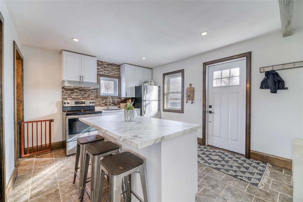 4534 JAMES Street, Oil Springs, Ontario, Canada photo 7