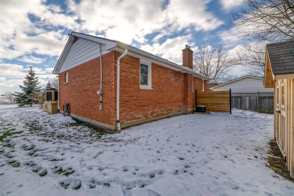 4534 JAMES Street, Oil Springs, Ontario, Canada photo 27