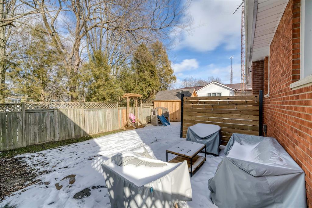 4534 JAMES Street, Oil Springs, Ontario, Canada photo 30