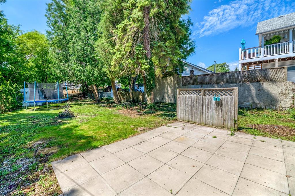 265 ESSEX Street, Sarnia, Ontario, Canada photo 2
