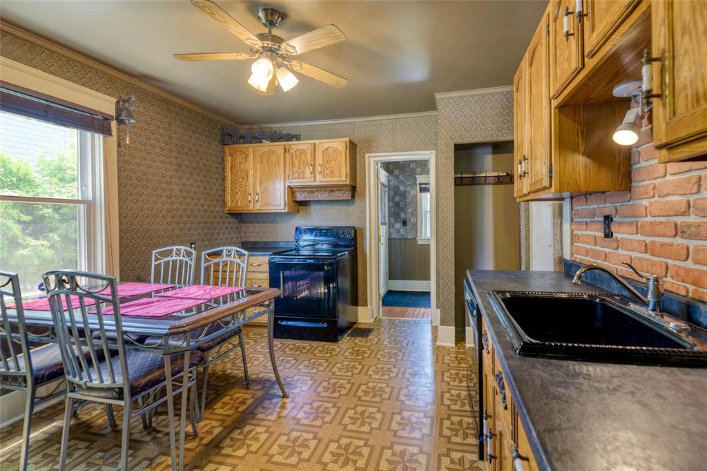 265 ESSEX Street, Sarnia, Ontario, Canada photo 17