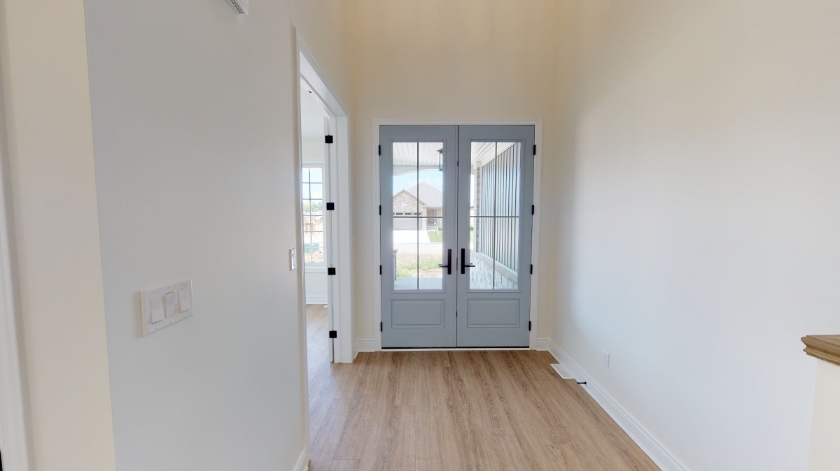 485 Julianna Court, Plympton-Wyoming, Ontario, Canada