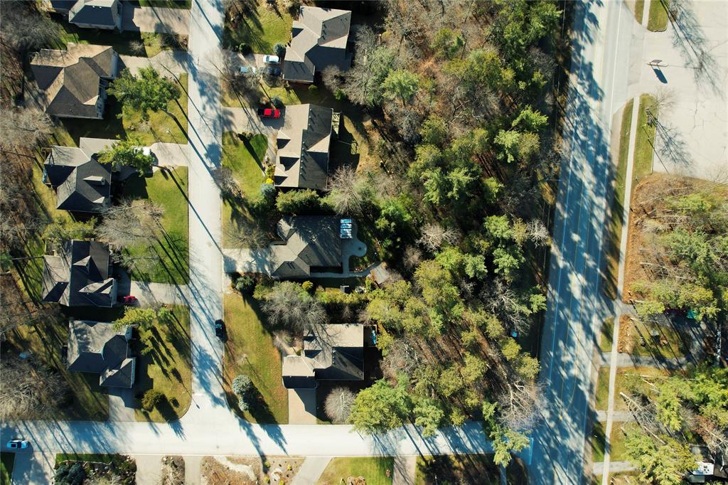 10212 PINEVIEW Crescent, Grand Bend, Ontario, Canada