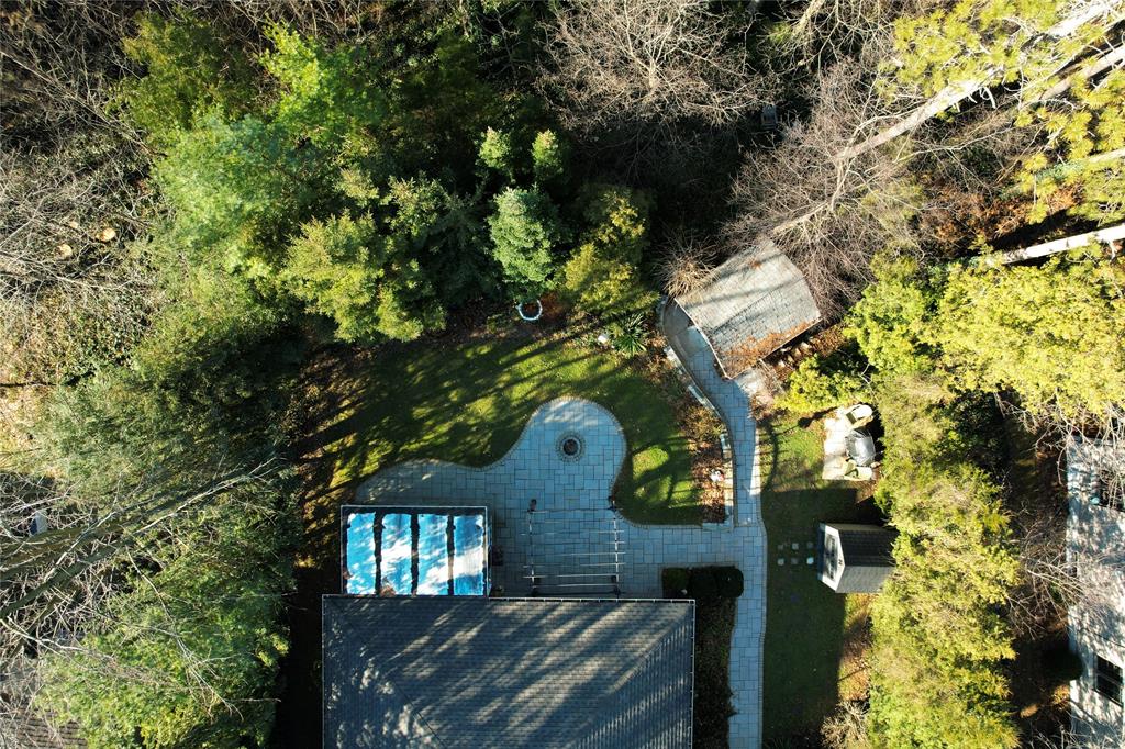 10212 PINEVIEW Crescent, Grand Bend, Ontario, Canada