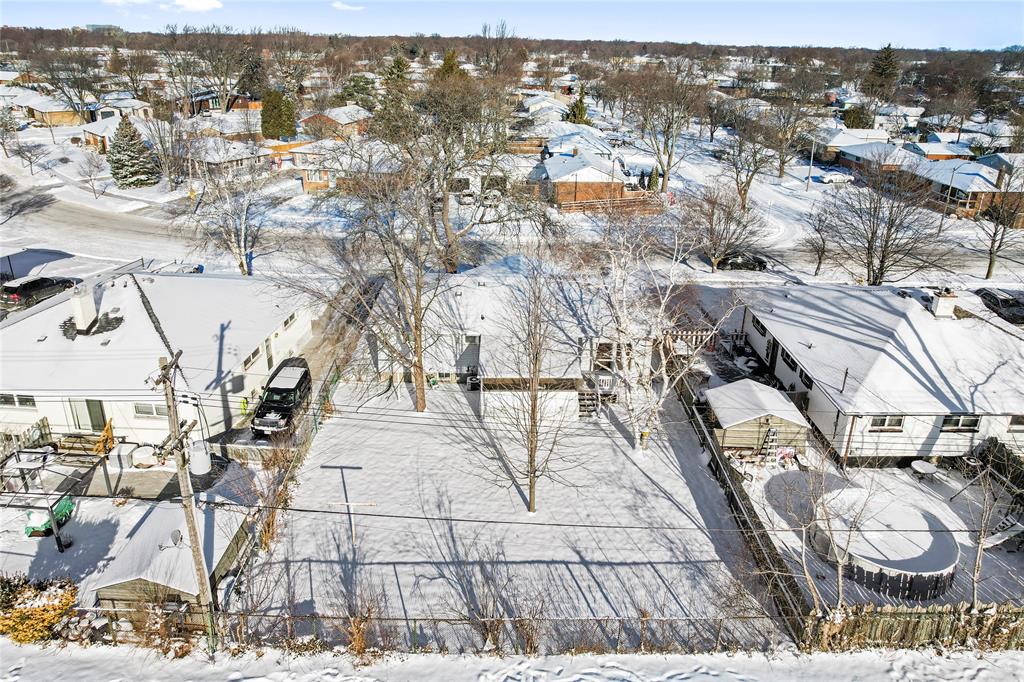 997 TALFOURD Street, Sarnia, Ontario, Canada photo 27