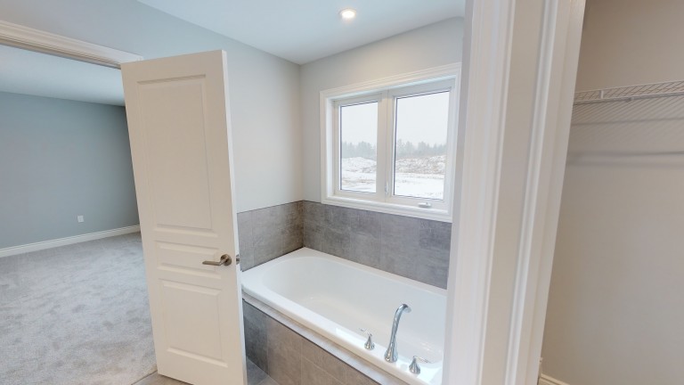 479 Huron Street, Plympton-Wyoming, Ontario, Canada