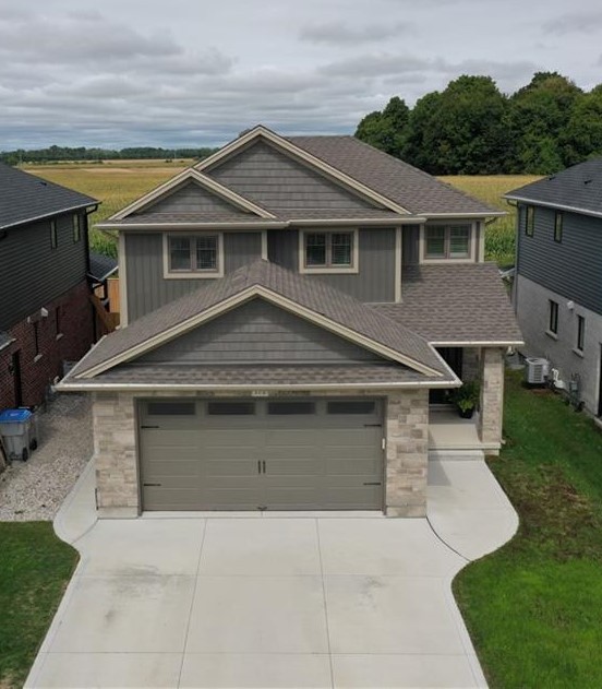 654 Ketter Way, Plympton-Wyoming, Ontario, Canada