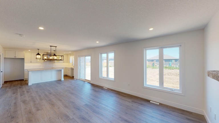 668 Ketter Way, Plympton-Wyoming, Ontario, Canada