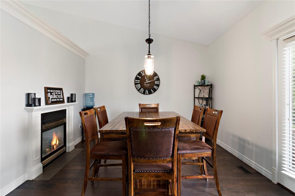 476 SYCAMORE Crescent, Plympton-Wyoming, Ontario, Canada photo 8