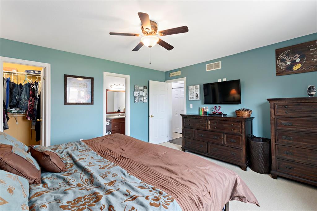 476 SYCAMORE Crescent, Plympton-Wyoming, Ontario, Canada photo 14