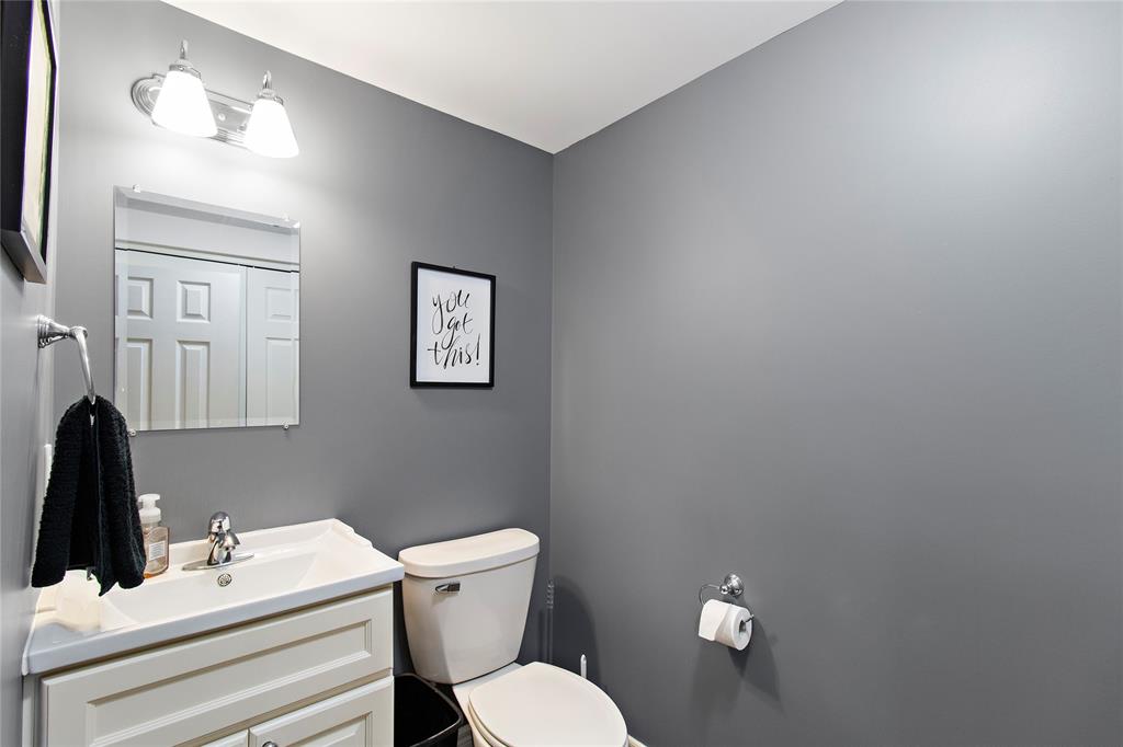 476 SYCAMORE Crescent, Plympton-Wyoming, Ontario, Canada photo 24