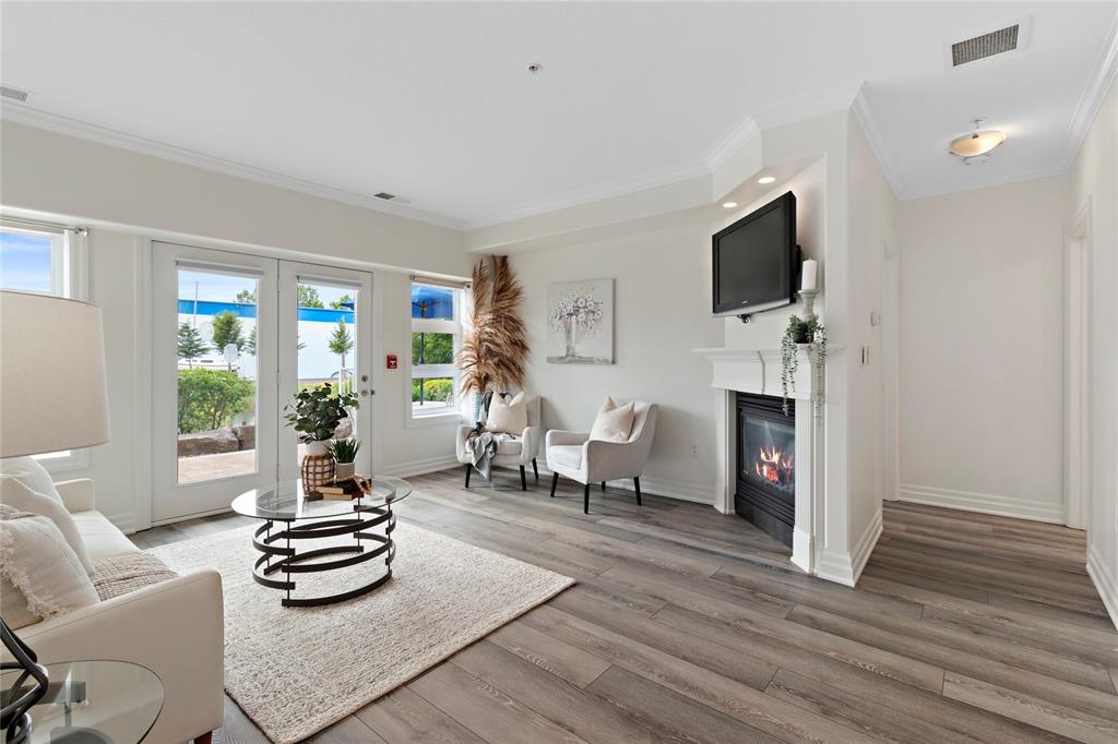 1550 VENETIAN Boulevard Unit# 102, Point Edward, Ontario, Canada