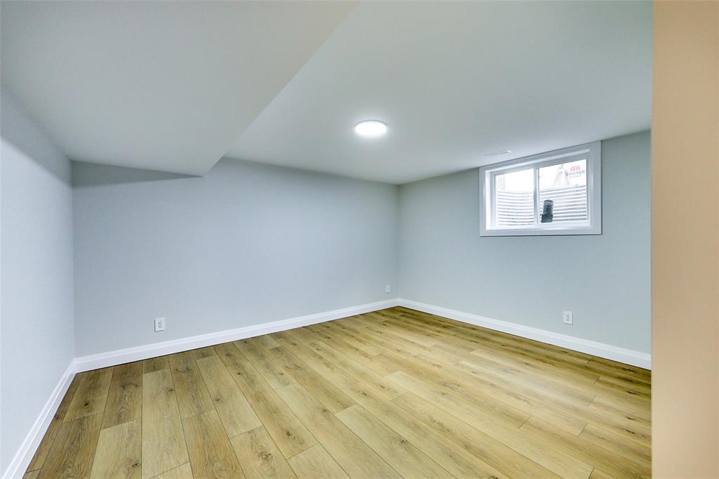 199 ESSEX Street Unit# LOWER, Sarnia, Ontario, Canada