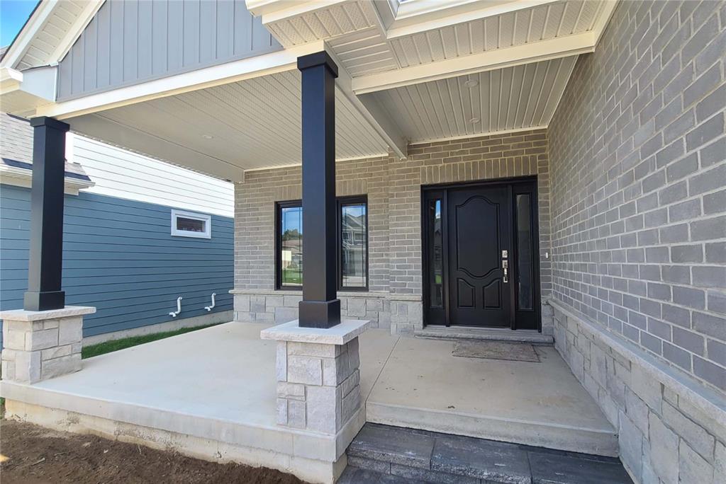 170 RIDGE Street, Strathroy, Ontario, Canada
