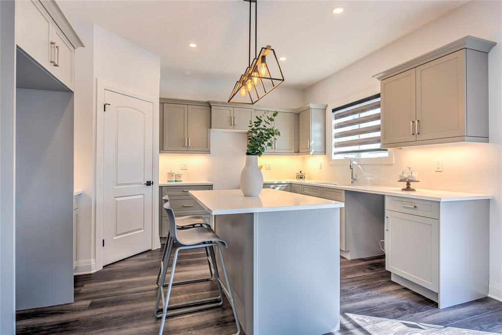 170 RIDGE Street, Strathroy, Ontario, Canada