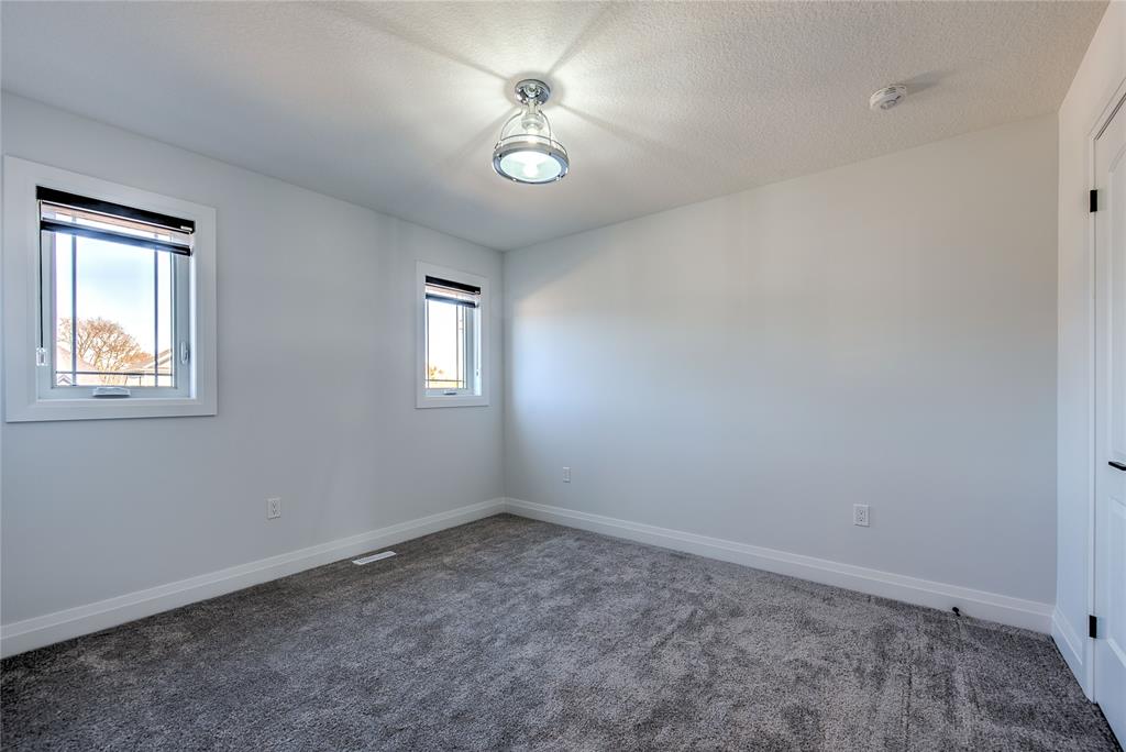 170 RIDGE Street, Strathroy, Ontario, Canada