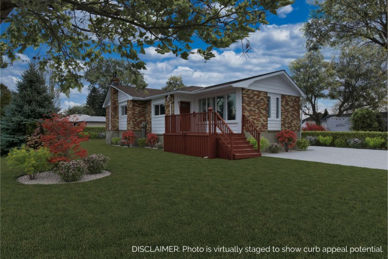 400 Queen Street, Corunna, Ontario, Canada