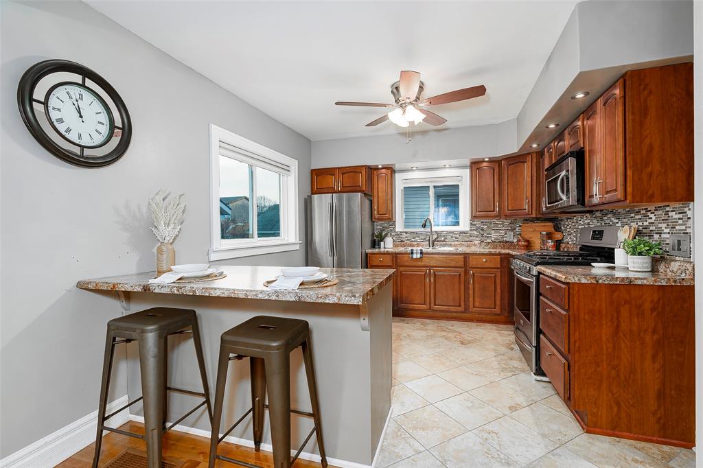 182 COLLINGWOOD Street, Sarnia, Ontario, Canada photo 10