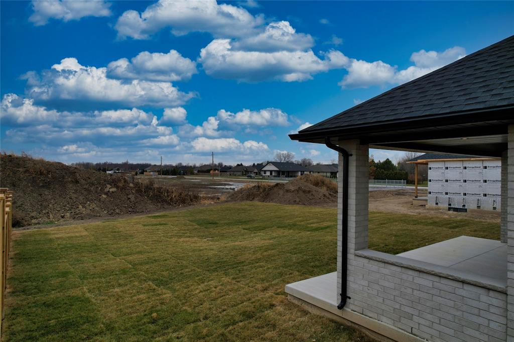 3609 QUEEN Street, Plympton-Wyoming, Ontario, Canada