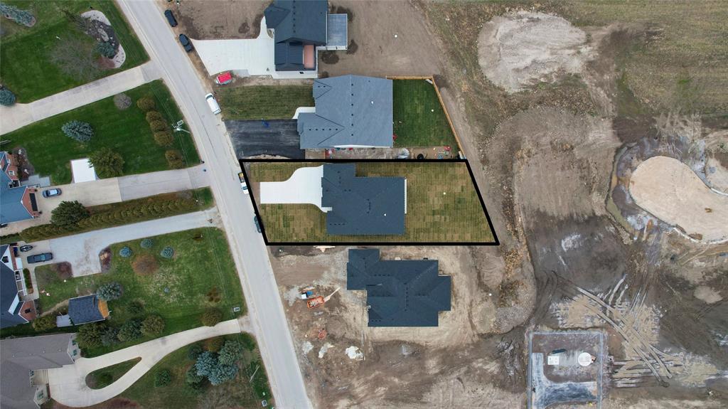3609 QUEEN Street, Plympton-Wyoming, Ontario, Canada