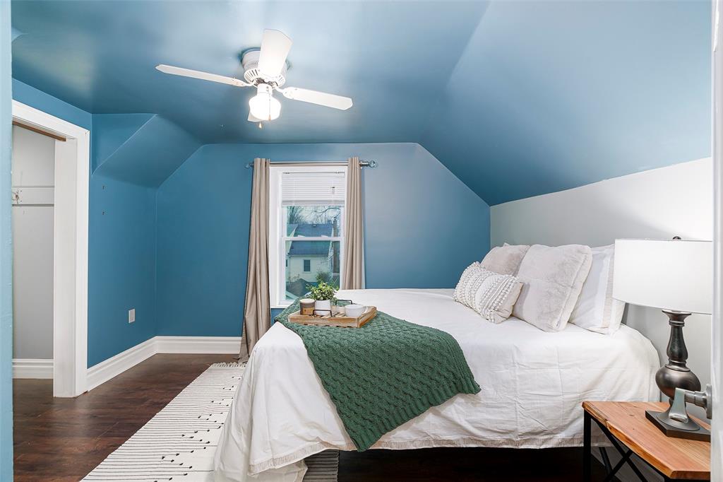 182 COLLINGWOOD Street, Sarnia, Ontario, Canada