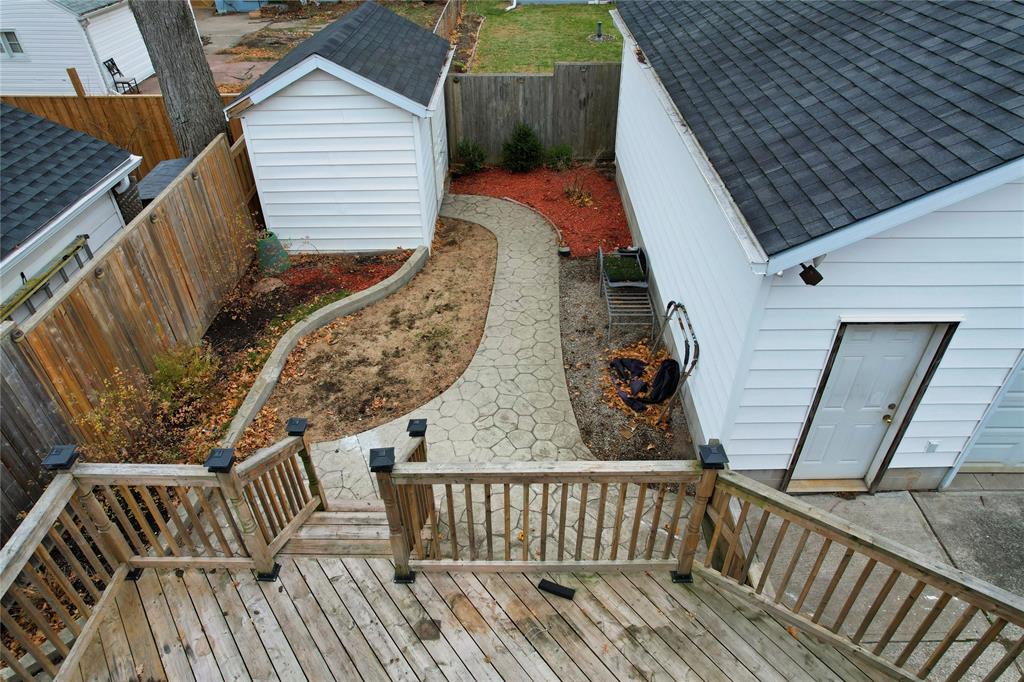 182 COLLINGWOOD Street, Sarnia, Ontario, Canada
