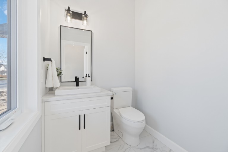 223 Essex Street, Sarnia, Ontario, Canada