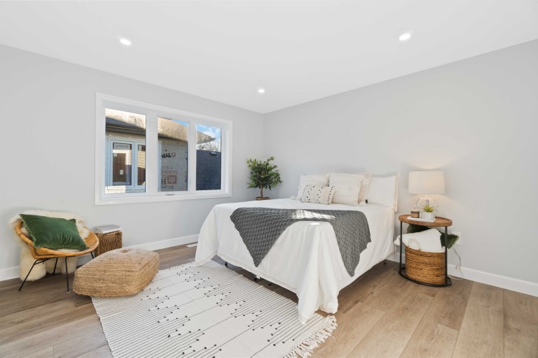 223 Essex Street, Sarnia, Ontario, Canada