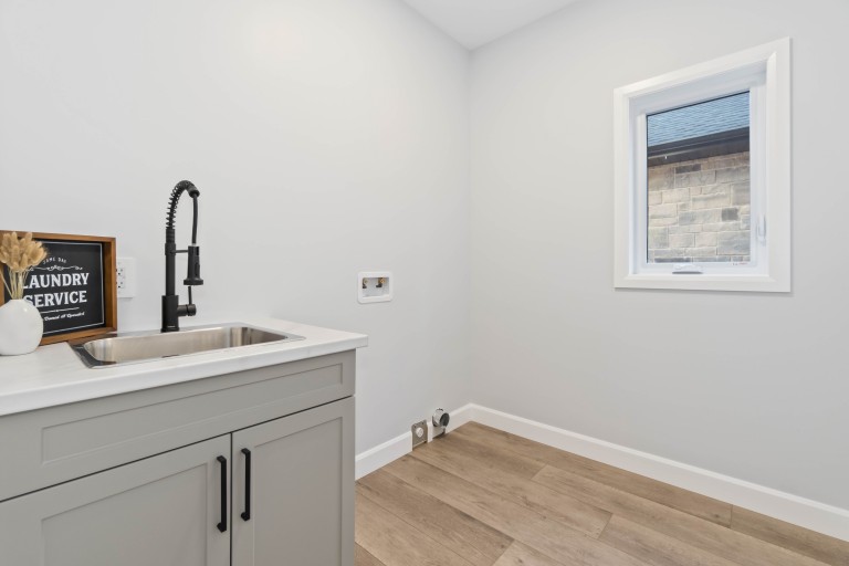 223 Essex Street, Sarnia, Ontario, Canada