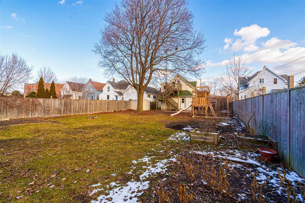 183 MITTON Street South, Sarnia, Ontario, Canada