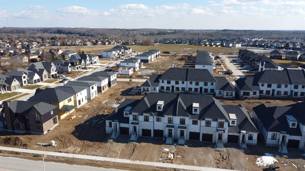 104 DOAN Drive, Middlesex Centre, Ontario, Canada