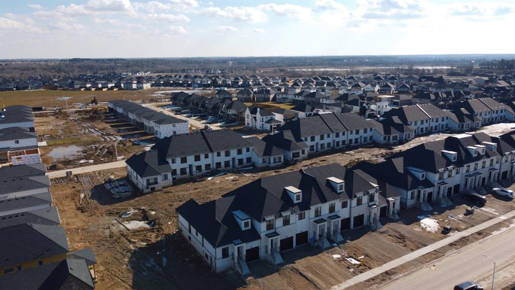 104 DOAN Drive, Middlesex Centre, Ontario, Canada
