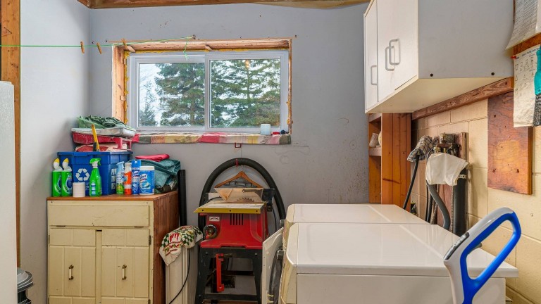 5013 Brigden Road, Sarnia, Ontario, Canada