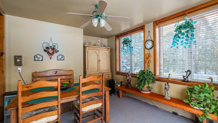 5013 Brigden Road, Sarnia, Ontario, Canada