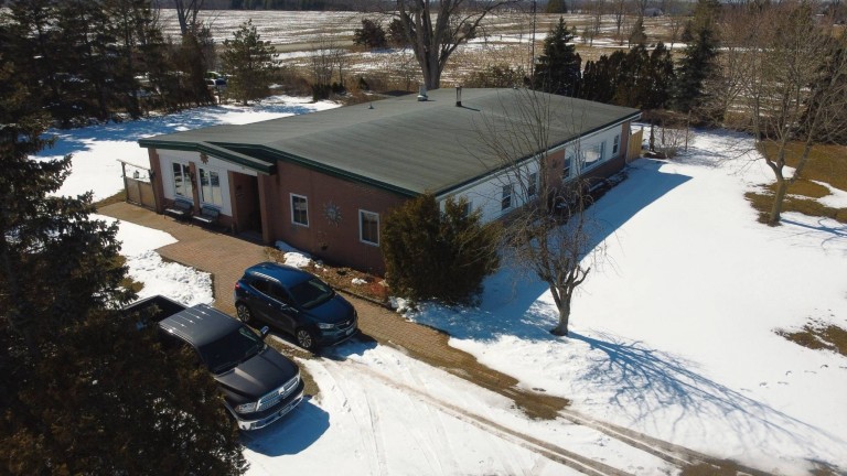 5013 Brigden Road, Sarnia, Ontario, Canada