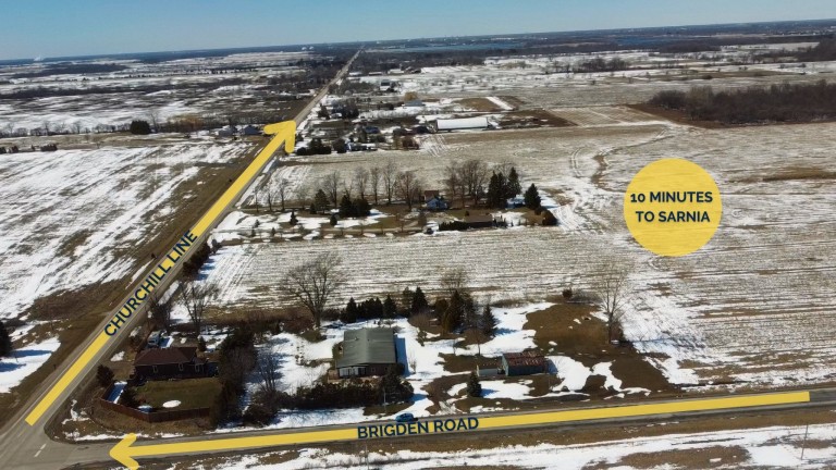 5013 Brigden Road, Sarnia, Ontario, Canada