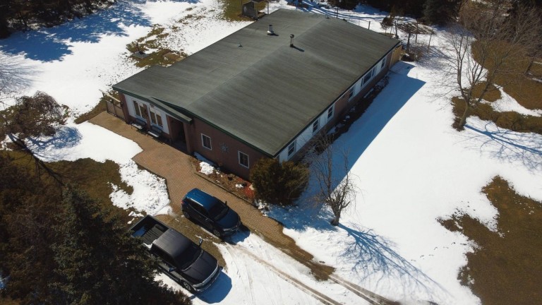 5013 Brigden Road, Sarnia, Ontario, Canada