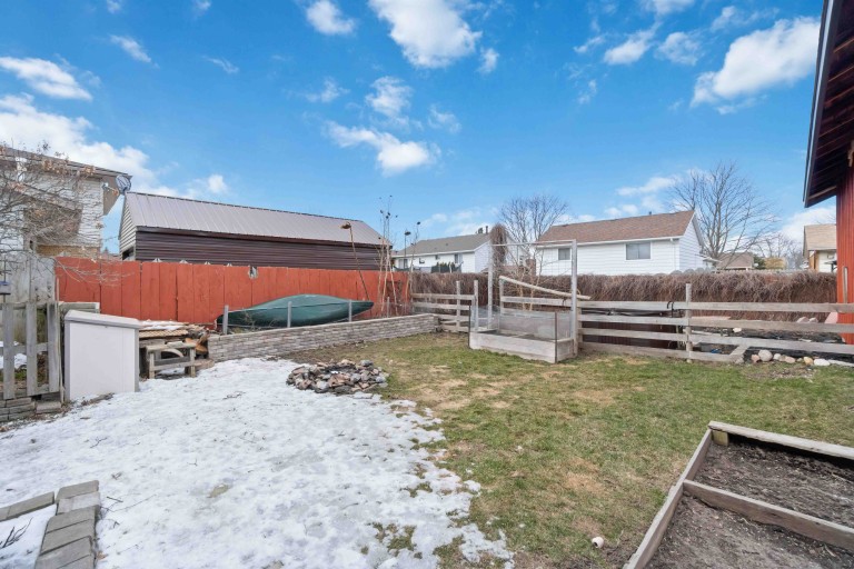 1042 Brimwood Crescent, Sarnia, Ontario, Canada