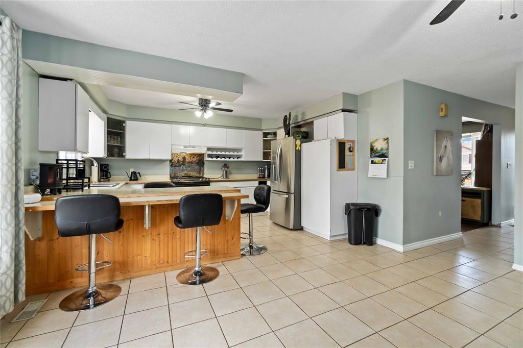 1042 BRIMWOOD Crescent, Sarnia, Ontario, Canada
