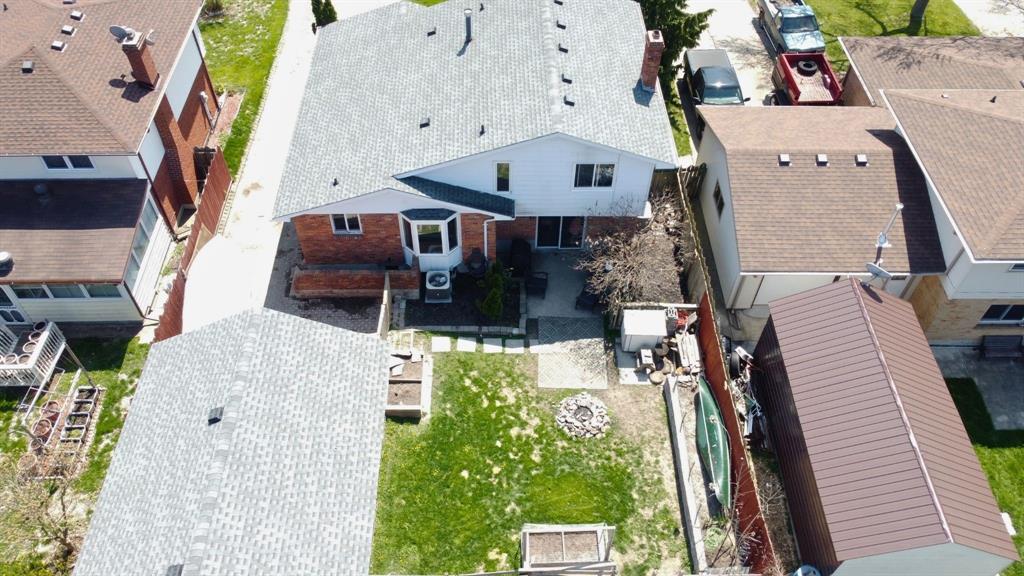1042 BRIMWOOD Crescent, Sarnia, Ontario, Canada